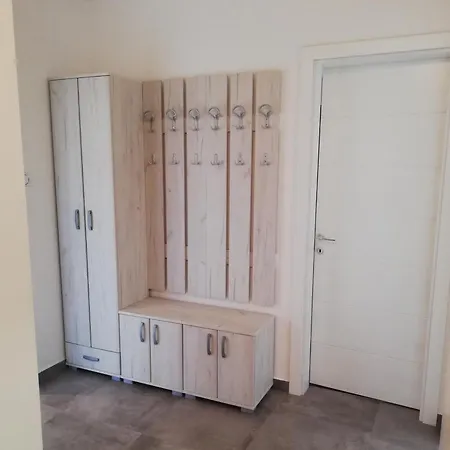 Apartman Divna Διαμέρισμα